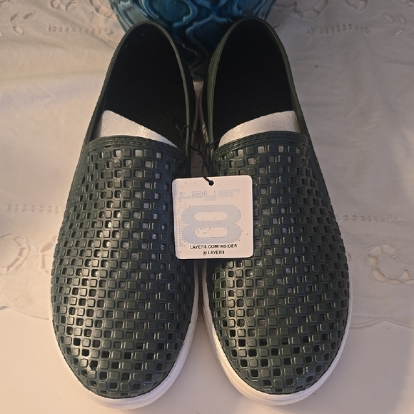Layer 8 Other - Layer 8 Slip-On Breathable Waterproof Sneaker Military Green Unisex Size 10 NWT